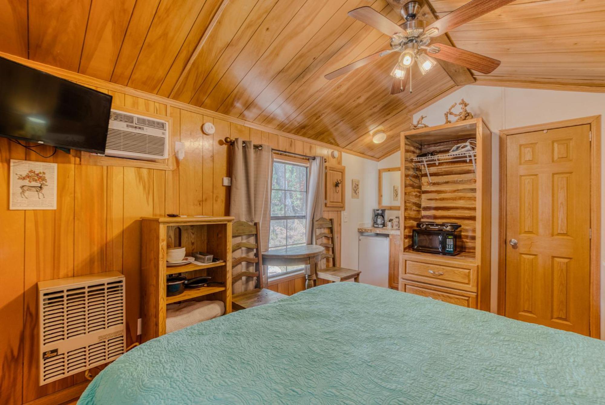 Enchanted Hideaway Cabins And Cottages 鲁伊多索 外观 照片