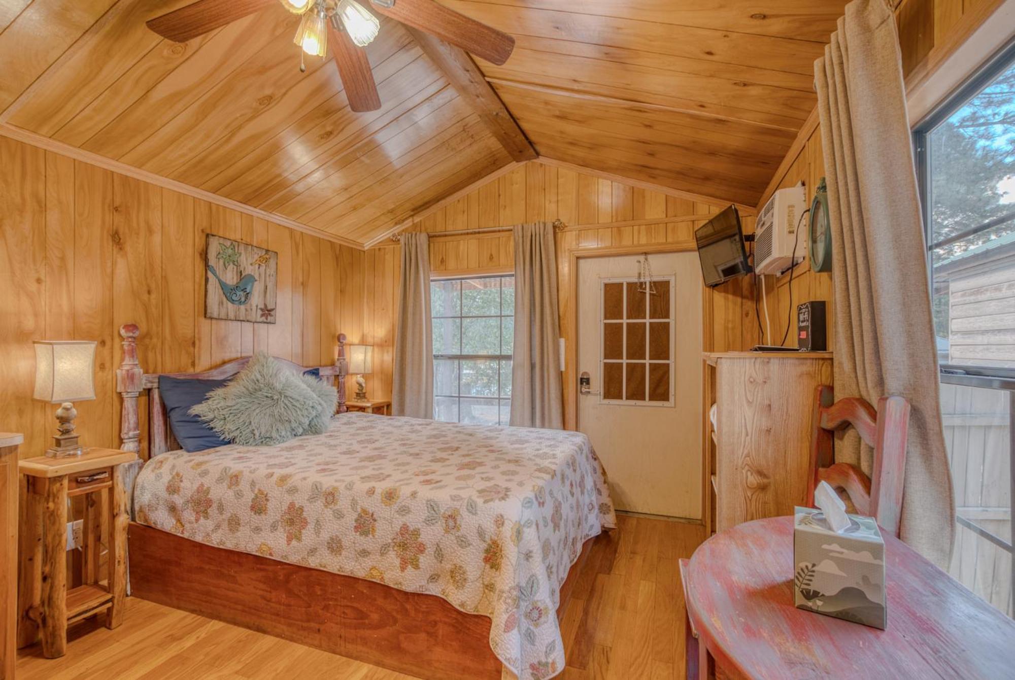 Enchanted Hideaway Cabins And Cottages 鲁伊多索 外观 照片