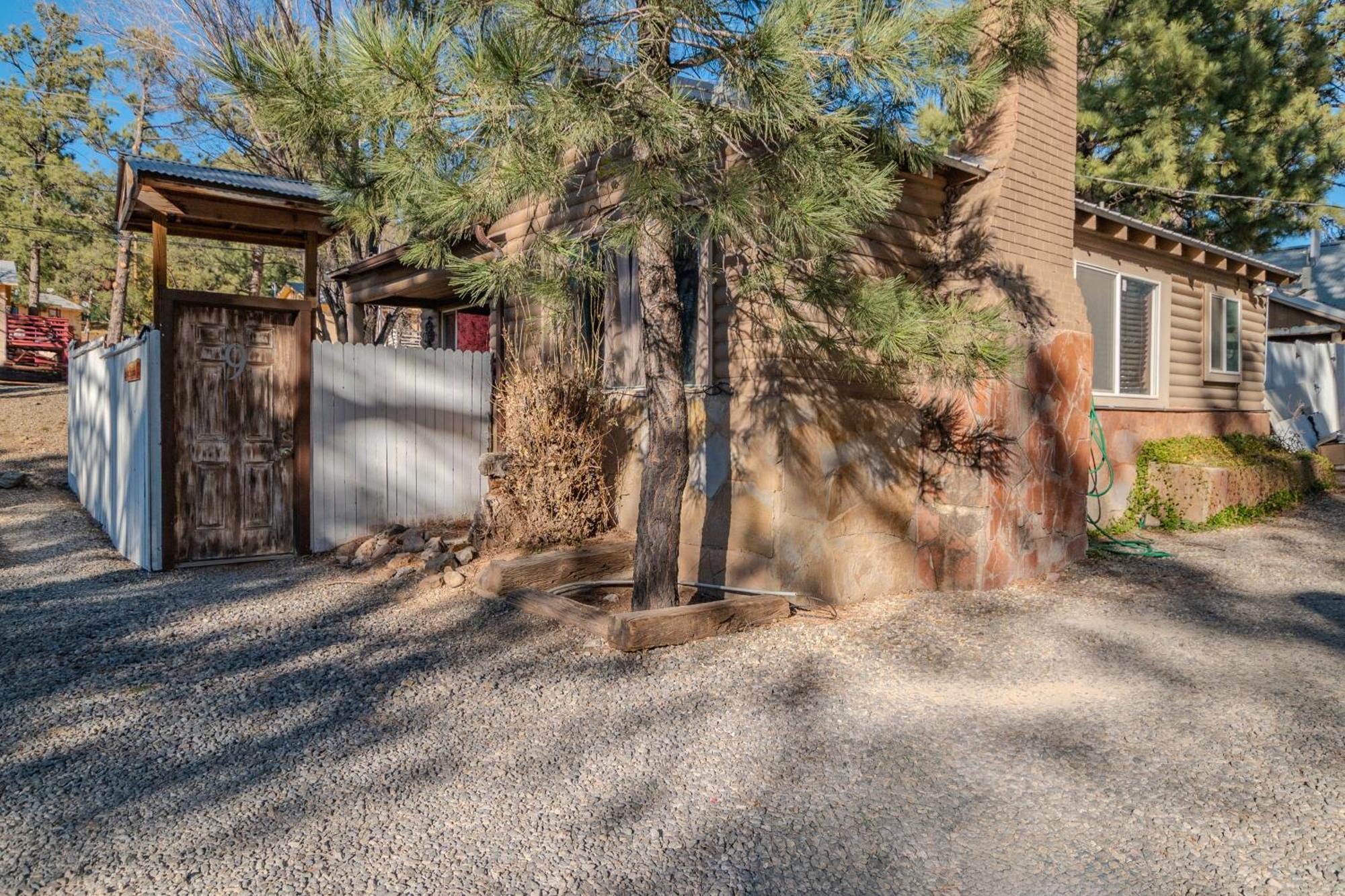 Enchanted Hideaway Cabins And Cottages 鲁伊多索 外观 照片