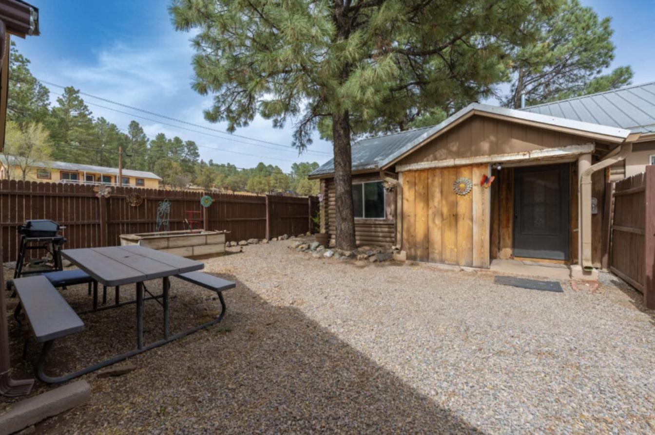 Enchanted Hideaway Cabins And Cottages 鲁伊多索 外观 照片