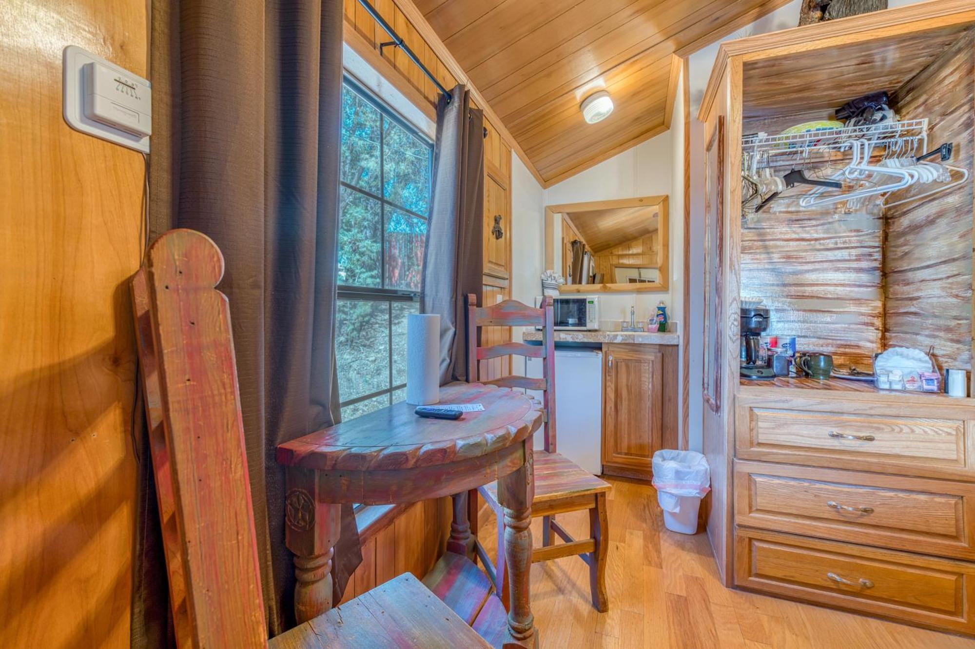 Enchanted Hideaway Cabins And Cottages 鲁伊多索 外观 照片