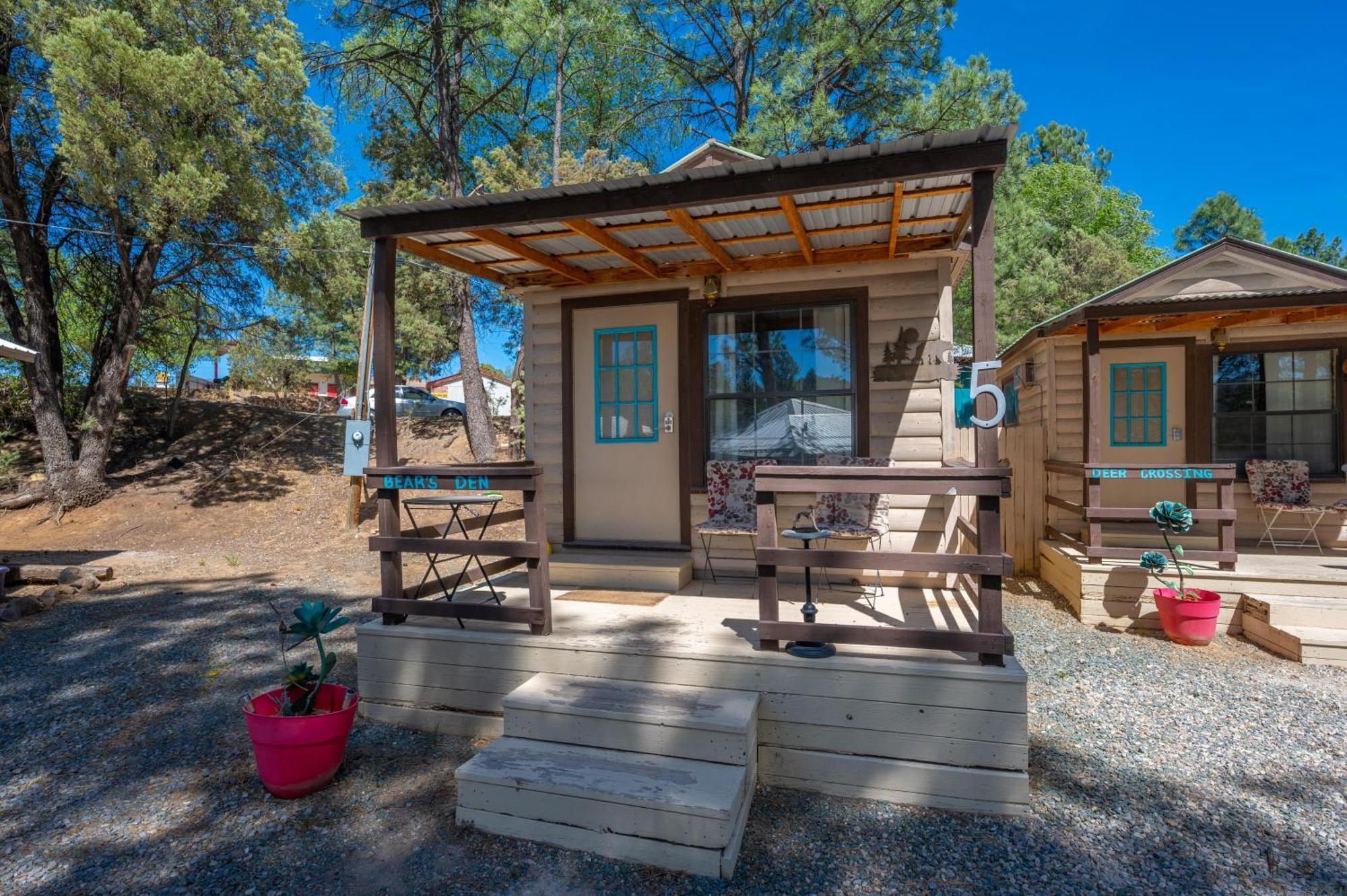 Enchanted Hideaway Cabins And Cottages 鲁伊多索 外观 照片